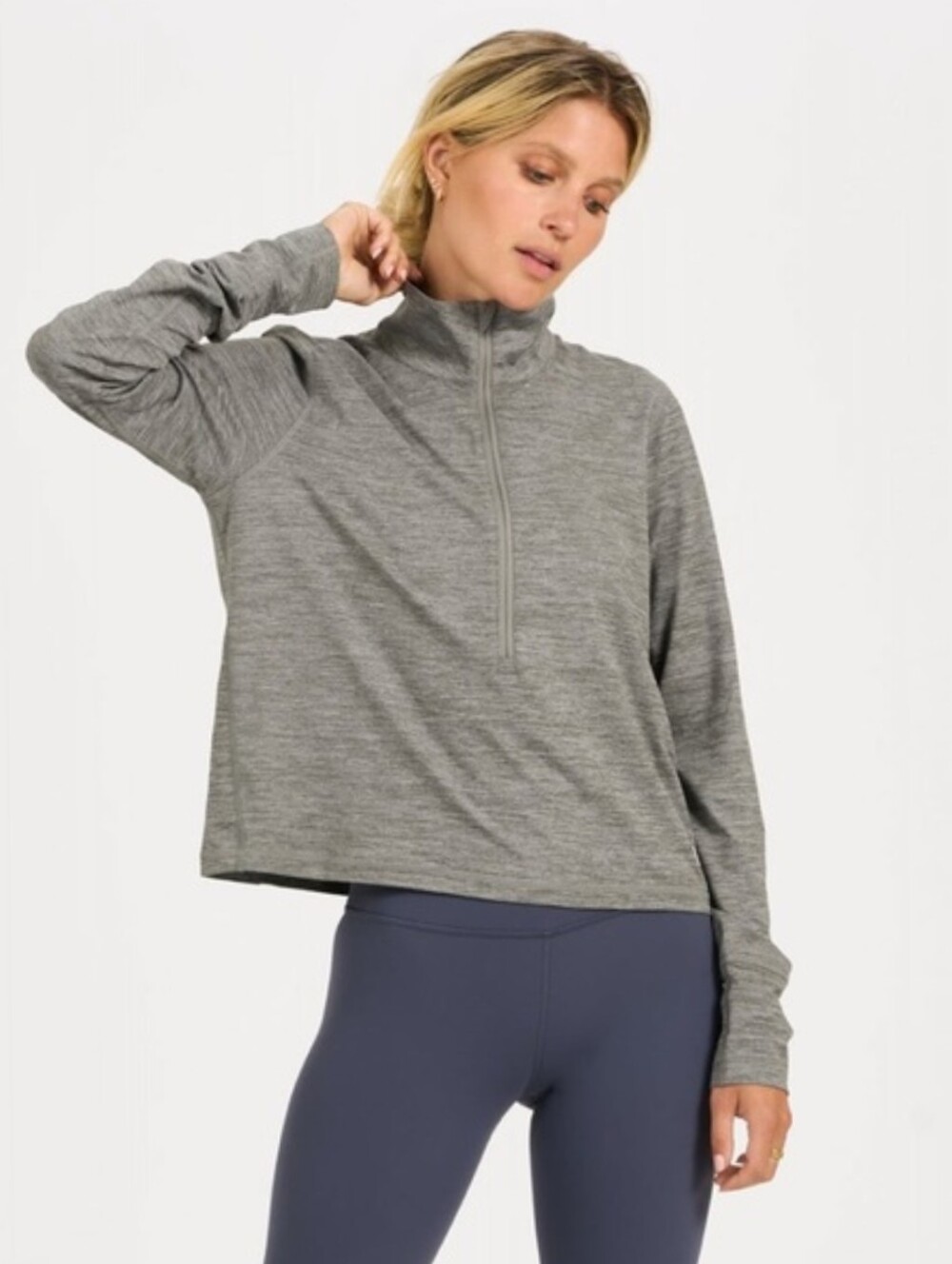 EUC Vuori Crescent Half Zip Pullover in Heather Gray